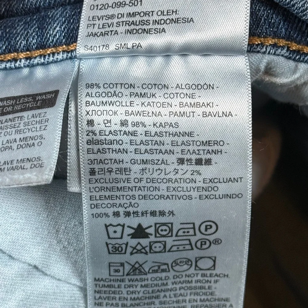 Levi's 505 Jeans Mens 38x30 Blue Regular Fit Straight Leg Distressed USA